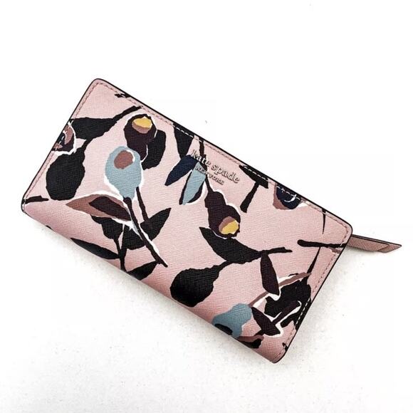 Kate Spade Handbags - Kate Spade Wallet